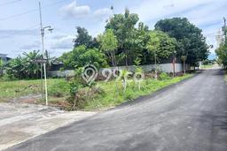 Tanah Kosong Dijual di Solo dengan Area 150m2 Tanah Kosong Dijual di Solo dengan Area 150m2