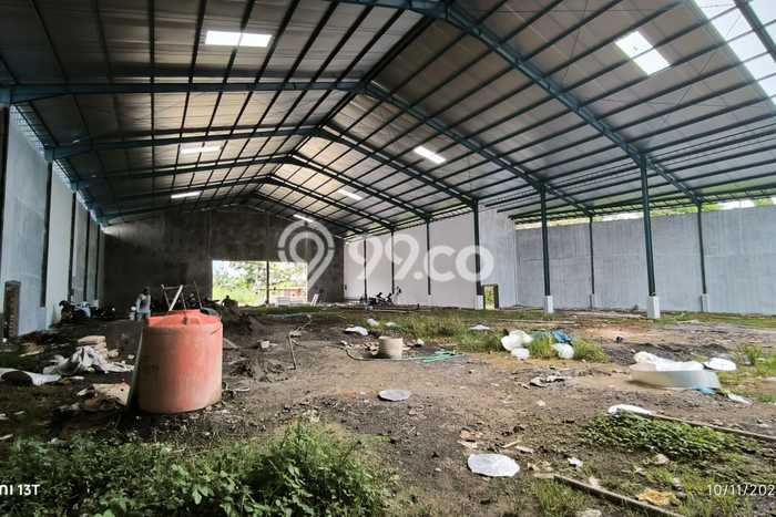 Disewakan Gudang komersial di Semarang Barat luas bangunan 1440m2 Disewakan Gudang komersial di Semarang Barat luas bangunan 1440m2