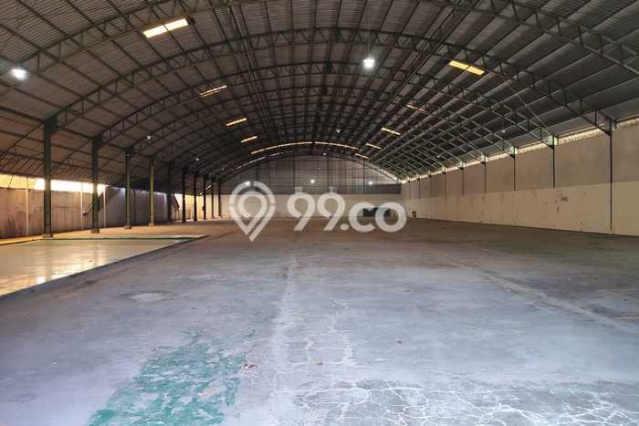 Gudang disewakan di Semarang Barat Semarang dengan luas bangunan 2800m2 Gudang disewakan di Semarang Barat Semarang dengan luas bangunan 2800m2