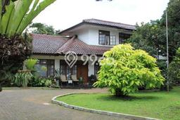 Rumah Luxury di Bandung Strategis Kondisi Terawat Rumah Luxury di Bandung Strategis Kondisi Terawat