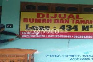 Dijual Hunian Rumah Terawat 4 Kamar di Curahdami, Bondowoso Dijual Hunian Rumah Terawat 4 Kamar di Curahdami, Bondowoso