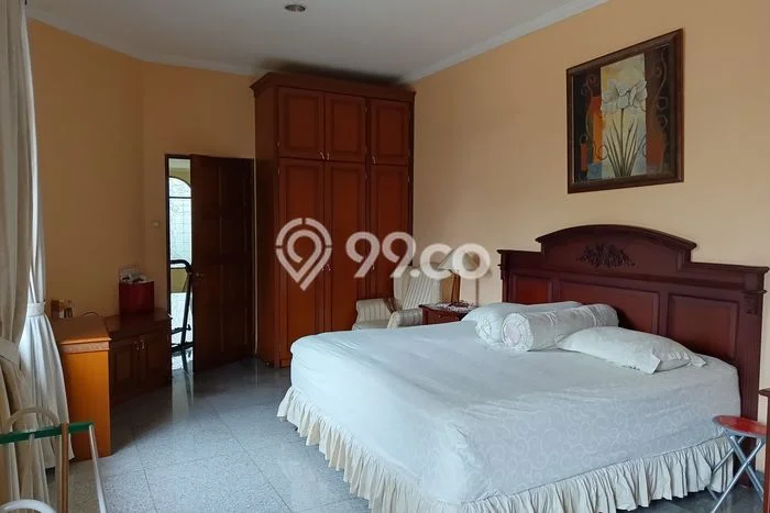 Hunian Mewah LB 431m2 Siap Huni Desain Elegan di Bendungan Hilir, Jakarta Pusat Hunian Mewah LB 431m2 Siap Huni Desain Elegan di Bendungan Hilir, Jakarta Pusat