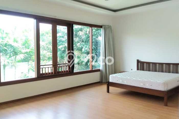 Disewakan! Rumah 4 Kamar Tidur &
4 Kamar Mandi di Kemang, Jakarta Selatan Disewakan! Rumah 4 Kamar Tidur &
4 Kamar Mandi di Kemang, Jakarta Selatan