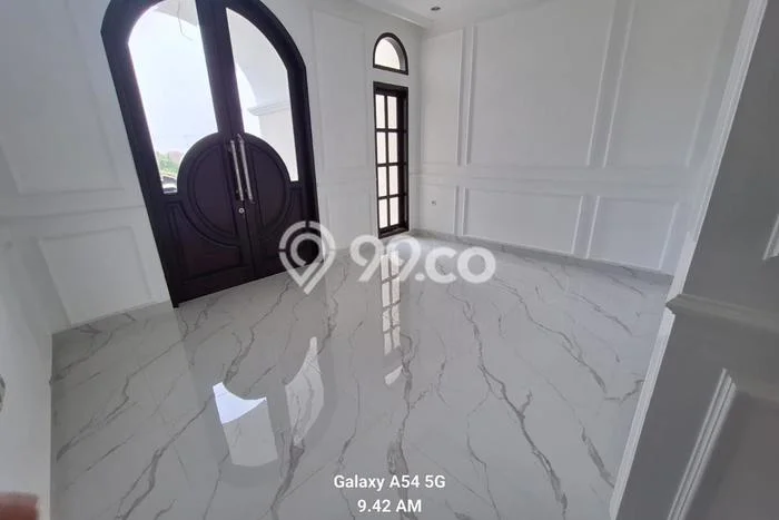 Dijual Rumah Premium dengan Fasilitas Sekitar Lengkap di Ciledug, Tangerang Dijual Rumah Premium dengan Fasilitas Sekitar Lengkap di Ciledug, Tangerang