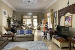 Dijual Rumah Luas Elegan Dengan View Eksklusif di Bintaro, Tangerang Selatan Dijual Rumah Luas Elegan Dengan View Eksklusif di Bintaro, Tangerang Selatan