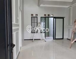 Rumah Strategis Minimalis Lb 178m2 di Bintaro, Tangerang Selatan Rumah Strategis Minimalis Lb 178m2 di Bintaro, Tangerang Selatan