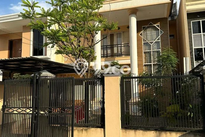 Jual Rumah Bagus Siap Huni LB 232m2 di Kelapa Dua, Tangerang Jual Rumah Bagus Siap Huni LB 232m2 di Kelapa Dua, Tangerang