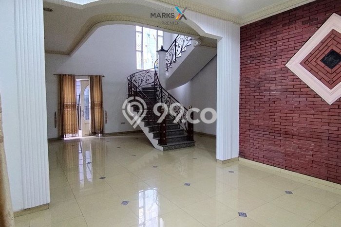 Rumah LT 842m2m² / LB 450m2m² di Lokasi Blimbing, Malang Rumah LT 842m2m² / LB 450m2m² di Lokasi Blimbing, Malang