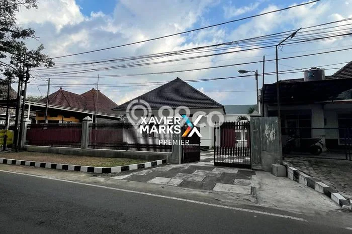 LOKASI PREMIUM! Rumah area , 6 KT, Lingkungan Tenang, LT 735m2m² Bangunan 500m2m² LOKASI PREMIUM! Rumah area , 6 KT, Lingkungan Tenang, LT 735m2m² Bangunan 500m2m²