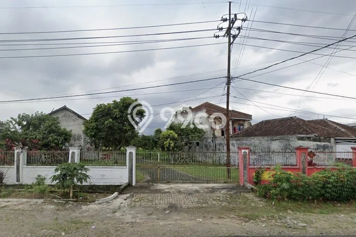 Lokasi Strategis! Dijual Gudang Bisnis di Pakis, Malang Kondisi Bagus Lokasi Strategis! Dijual Gudang Bisnis di Pakis, Malang Kondisi Bagus