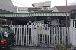 Dijual Rumah 4 Kamar Lokasi Strategis Bagus dan Strategis di Dukuh Pakis Dijual Rumah 4 Kamar Lokasi Strategis Bagus dan Strategis di Dukuh Pakis