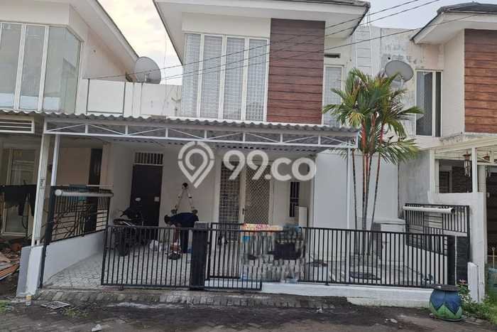 Dijual Hunian Rumah Terawat 3 KT di Gununganyar, Surabaya Dijual Hunian Rumah Terawat 3 KT di Gununganyar, Surabaya