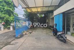 Rumah Elit LB 300m2 Siap Pakai Desain Elegan di Manyar, Surabaya Rumah Elit LB 300m2 Siap Pakai Desain Elegan di Manyar, Surabaya