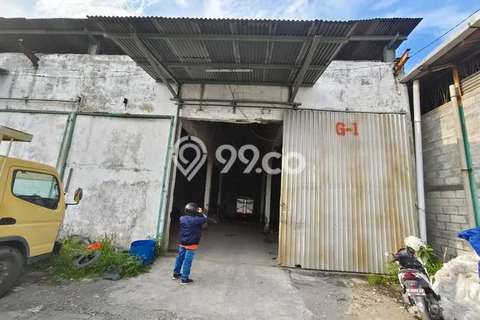 Unit Komersial Disewakan di Surabaya Kawasan Strategis Harga Kompetitif Unit Komersial Disewakan di Surabaya Kawasan Strategis Harga Kompetitif