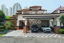 Rumah Elit Modern Tanpa Renovasi di Pakuwon Indah Surabaya Rumah Elit Modern Tanpa Renovasi di Pakuwon Indah Surabaya