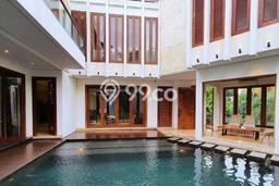 Rumah Elit Modern Tanpa Renovasi di Pondok Hijau Bandung Rumah Elit Modern Tanpa Renovasi di Pondok Hijau Bandung