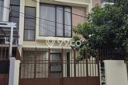 Rumah Minimalis 2 KT LT 55m2 di Bintaro Rumah Minimalis 2 KT LT 55m2 di Bintaro