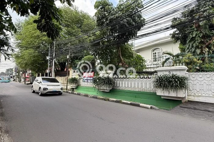 Siap Huni Rumah Mewah 8 Kamar di Tebet Dekat ke Mana Saja Siap Huni Rumah Mewah 8 Kamar di Tebet Dekat ke Mana Saja