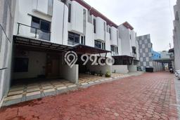 Dijual Hunian Rumah Nyaman 3 KT di Utan Kayu, Jakarta Timur Dijual Hunian Rumah Nyaman 3 KT di Utan Kayu, Jakarta Timur