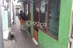 Dijual Rumah 2 Kamar Lokasi Ideal Nyaman dan Strategis di Jatinegara Dijual Rumah 2 Kamar Lokasi Ideal Nyaman dan Strategis di Jatinegara