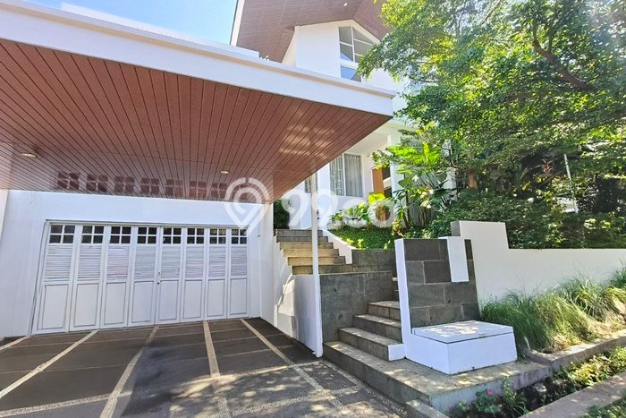 Vila Kawasan , Luas 444m2m², Lokasi Premium Vila Kawasan , Luas 444m2m², Lokasi Premium