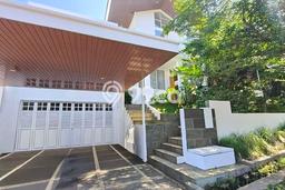 Vila Premium di , Ukuran 444m2m², Dekat ke berbagai fasilitas Vila Premium di , Ukuran 444m2m², Dekat ke berbagai fasilitas