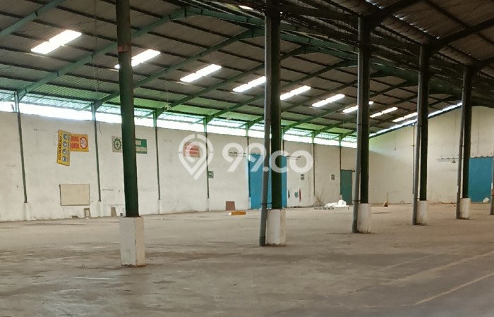 FOR SALE! Gudang di Cerme Gresik, LT 42884m2, LB 42800m2 FOR SALE! Gudang di Cerme Gresik, LT 42884m2, LB 42800m2