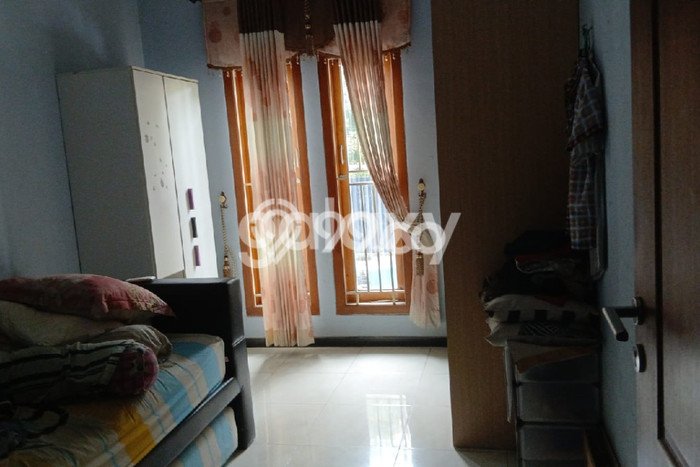 Dijual Cepat Rumah Bagus Siap Huni LB 210m2 di Waru, Sidoarjo Dijual Cepat Rumah Bagus Siap Huni LB 210m2 di Waru, Sidoarjo
