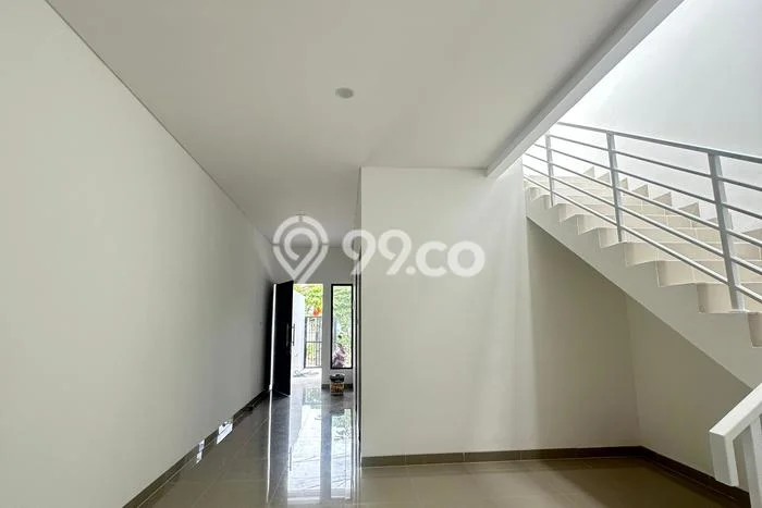 For Sale Hunian Rumah Terawat 4 KT di Villa Meruya, Jakarta Barat For Sale Hunian Rumah Terawat 4 KT di Villa Meruya, Jakarta Barat