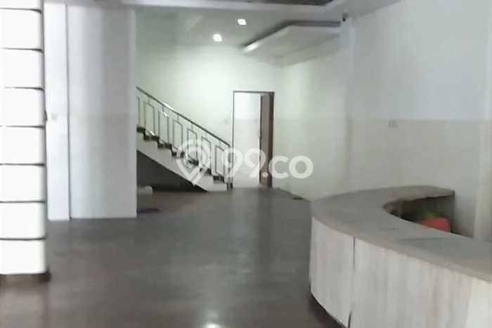 Disewakan Ruko di Pusat Kota Jakarta Timur Ramai Strategis Disewakan Ruko di Pusat Kota Jakarta Timur Ramai Strategis