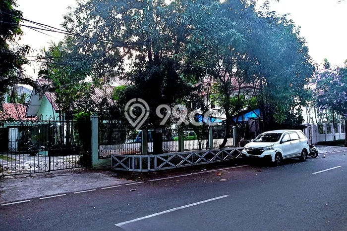 Jual Rumah Mewah Elegan Dengan View Cantik di Rawamangun, Jakarta Timur Jual Rumah Mewah Elegan Dengan View Cantik di Rawamangun, Jakarta Timur
