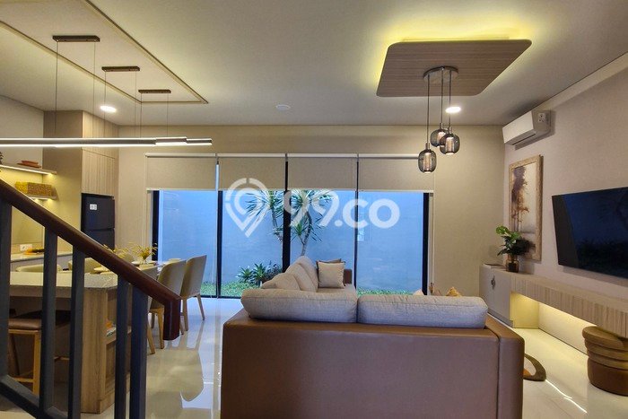 Rumah Elit Modern Tanpa Renovasi di Surabaya Kota Surabaya Rumah Elit Modern Tanpa Renovasi di Surabaya Kota Surabaya