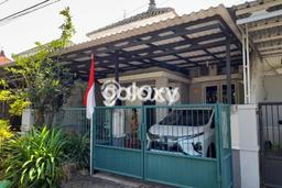 Hunian Cantik Modern Lb 200m2 di Waru, Sidoarjo Hunian Cantik Modern Lb 200m2 di Waru, Sidoarjo