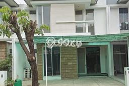 Rumah Strategis Modern Lb 160m2 di Lakarsantri, Surabaya Rumah Strategis Modern Lb 160m2 di Lakarsantri, Surabaya