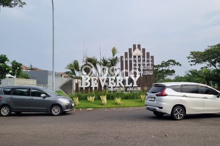 Unit Ruko Dijual di Surabaya LT 59m2 & LB 103m2 Unit Ruko Dijual di Surabaya LT 59m2 & LB 103m2