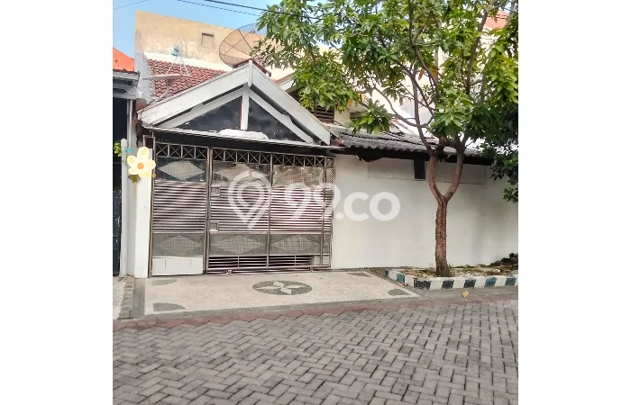 Dijual Cepat Rumah Favorit Siap Huni LB 126m2 di Wiyung, Surabaya Dijual Cepat Rumah Favorit Siap Huni LB 126m2 di Wiyung, Surabaya