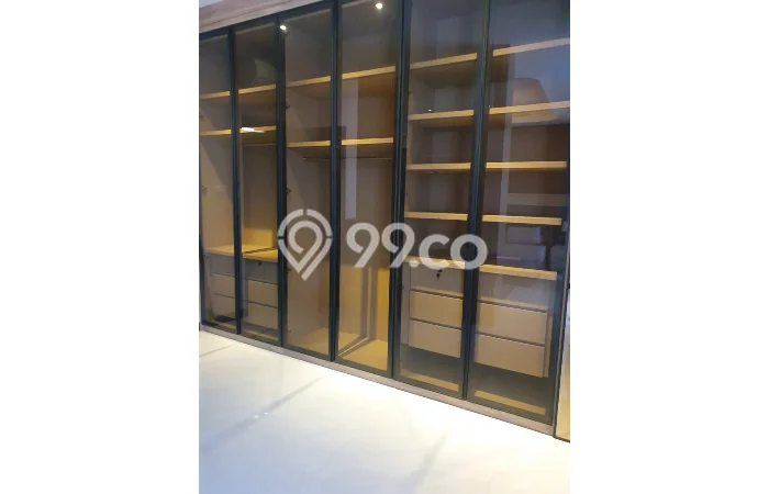 Rumah Luxury Modern Tanpa Renovasi di Citraland Surabaya Rumah Luxury Modern Tanpa Renovasi di Citraland Surabaya