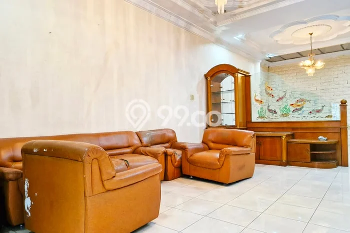 Rumah di Medan Timur, 2 KM, Akses Rumah Sakit, Luas 100m² Bangunan 176m² Rumah di Medan Timur, 2 KM, Akses Rumah Sakit, Luas 100m² Bangunan 176m²