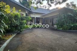 Hunian Mewah Siap Huni LT 1925m2 di Cilandak, Jakarta Selatan Hunian Mewah Siap Huni LT 1925m2 di Cilandak, Jakarta Selatan