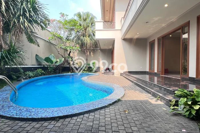 Rumah Kondisi Baik Disewakan di Pondok Indah, Jakarta Selatan LT 675m2, LB 750m2 Rumah Kondisi Baik Disewakan di Pondok Indah, Jakarta Selatan LT 675m2, LB 750m2