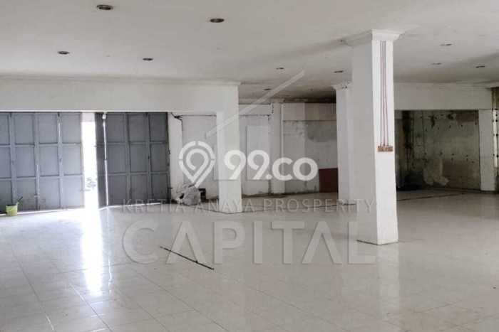 Ruko Dijual di Bandung LT 652m2 & LB 932m2 Lokasi Terbaik! Ruko Dijual di Bandung LT 652m2 & LB 932m2 Lokasi Terbaik!