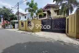 Dijual Rumah Premium dengan Fasilitas Sekitar Lengkap di Cipayung, Jakarta Timur Dijual Rumah Premium dengan Fasilitas Sekitar Lengkap di Cipayung, Jakarta Timur