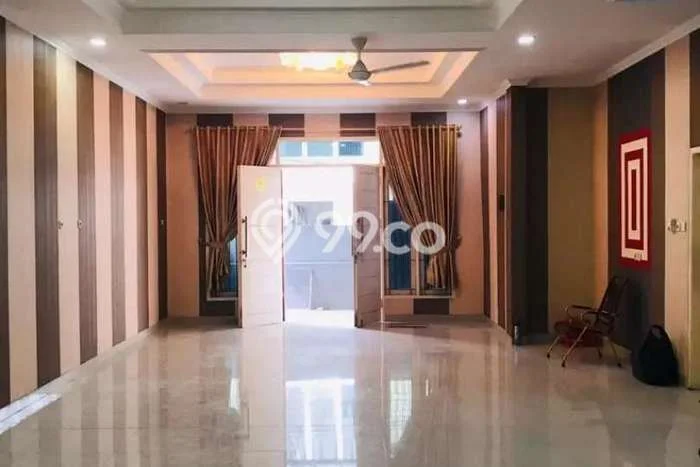 Rumah di Kedoya, 3 KM, Lingkungan Berkembang Rumah di Kedoya, 3 KM, Lingkungan Berkembang