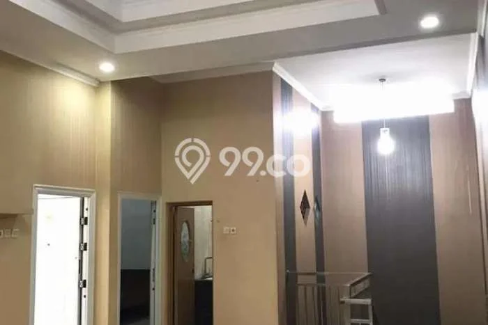 Rumah di Kedoya, 3 KM, Lingkungan Berkembang Rumah di Kedoya, 3 KM, Lingkungan Berkembang