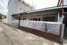 Rumah Nyaman di Cilandak, 3 KM, Lokasi Strategis Rumah Nyaman di Cilandak, 3 KM, Lokasi Strategis