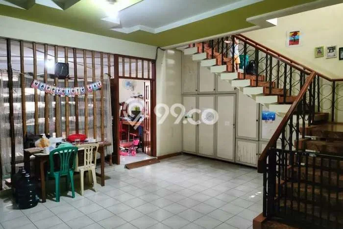 BEST CHOICE! Rumah di Joglo, 4 KM, Dekat Mall, Luas 306m² LB 334m² BEST CHOICE! Rumah di Joglo, 4 KM, Dekat Mall, Luas 306m² LB 334m²