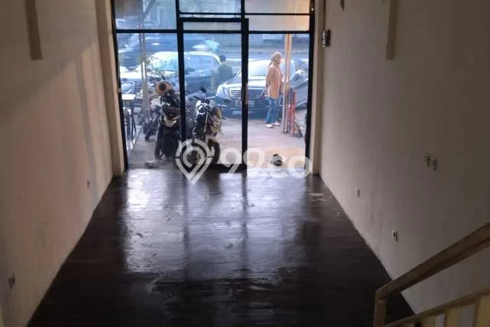 Disewakan Ruko di Cilandak, Luas 40m², Area Premium, Ready Pakai Disewakan Ruko di Cilandak, Luas 40m², Area Premium, Ready Pakai