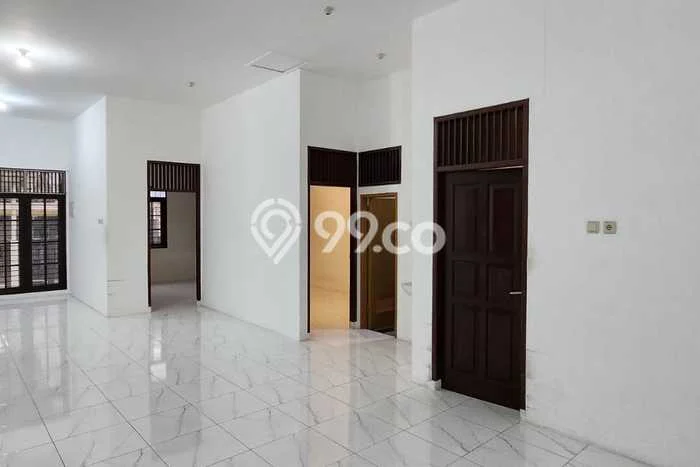 Rumah area Meruya, 2 KM, Lingkungan Tenang Rumah area Meruya, 2 KM, Lingkungan Tenang
