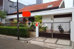 Rumah kawasan Tebet, Jakarta Selatan, Luas 375m² Bangunan 222m² Rumah kawasan Tebet, Jakarta Selatan, Luas 375m² Bangunan 222m²