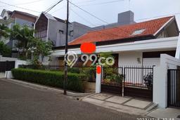 Dijual Murah Rumah dengan Luas Tanah 375m² dan Luas Bangunan 222m² di Area Gudang Peluru, Jakarta Selatan Dijual Murah Rumah dengan Luas Tanah 375m² dan Luas Bangunan 222m² di Area Gudang Peluru, Jakarta Selatan